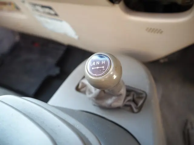 日野 デュトロ KK-XZU382M(4WD)の写真46