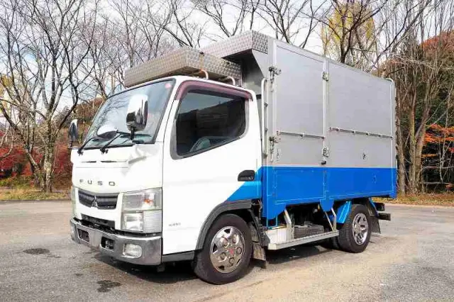 三菱 キャンター SKG-FBA60(2WD)の写真1