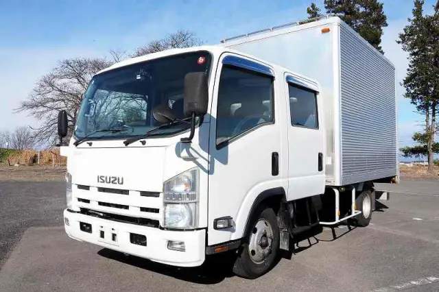 いすゞ エルフ TKG-NPR85AN(2WD)の写真1