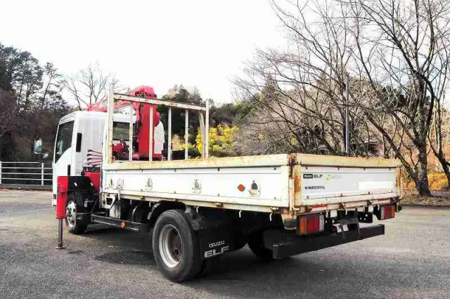 いすゞ エルフ TPG-NMS85AR(4WD)の写真3