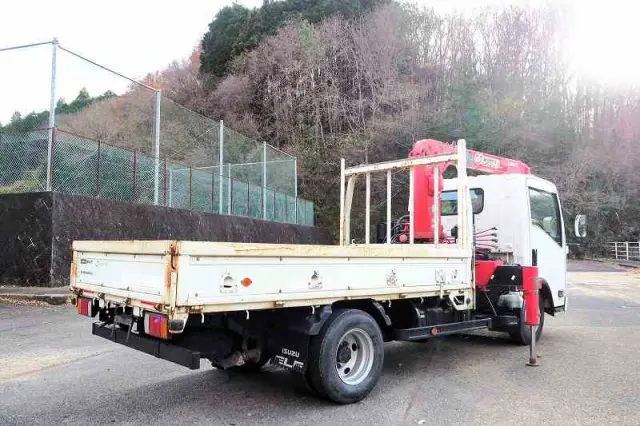 いすゞ エルフ TPG-NMS85AR(4WD)の写真5