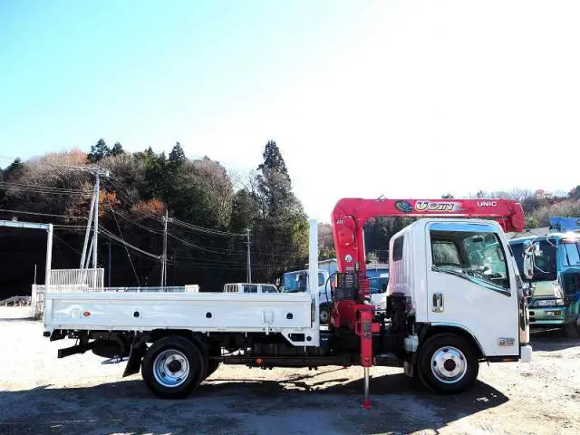 いすゞ エルフ TPG-NMS85AR(4WD)の写真6