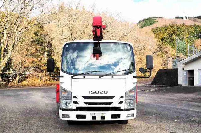 いすゞ エルフ TPG-NMS85AR(4WD)の写真8