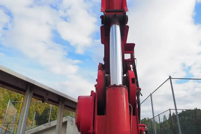 いすゞ エルフ TPG-NMS85AR(4WD)の写真12