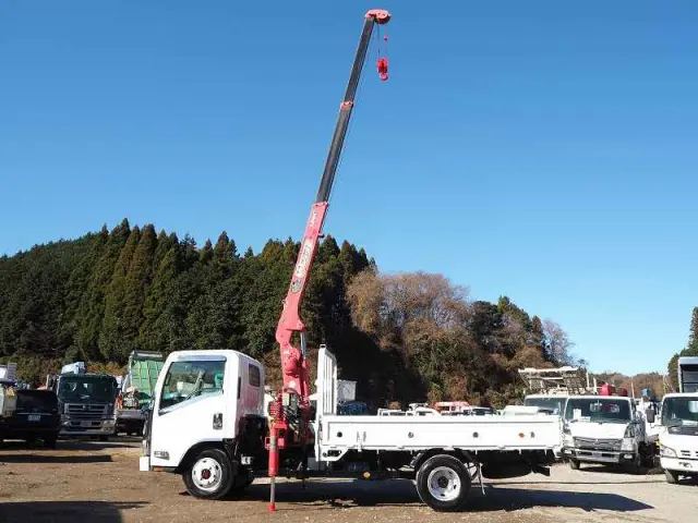 いすゞ エルフ TPG-NMS85AR(4WD)の写真14