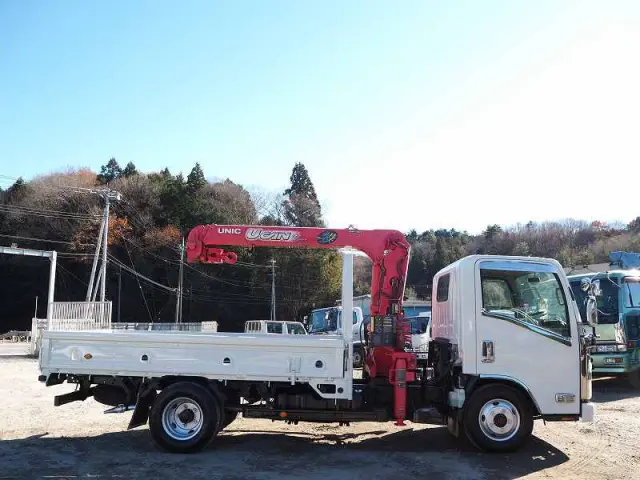 いすゞ エルフ TPG-NMS85AR(4WD)の写真23