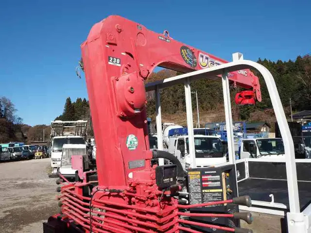 いすゞ エルフ TPG-NMS85AR(4WD)の写真42