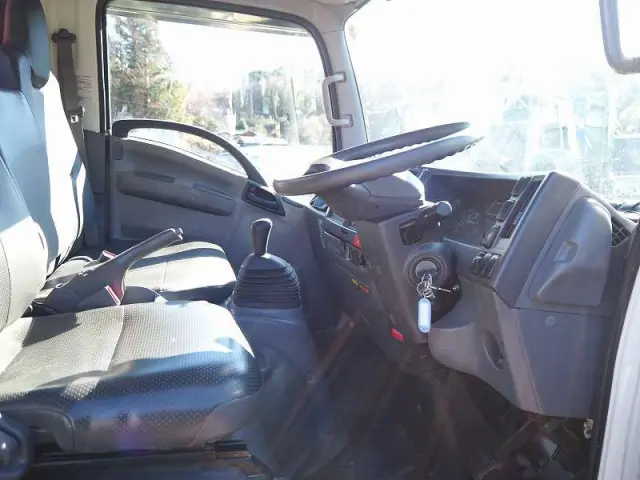 いすゞ エルフ TPG-NMS85AR(4WD)の写真44