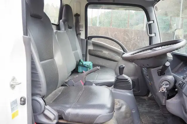 いすゞ エルフ TPG-NMS85AR(4WD)の写真46