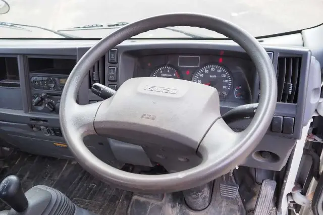 いすゞ エルフ TPG-NMS85AR(4WD)の写真47