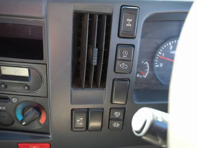 いすゞ エルフ TPG-NMS85AR(4WD)の写真48