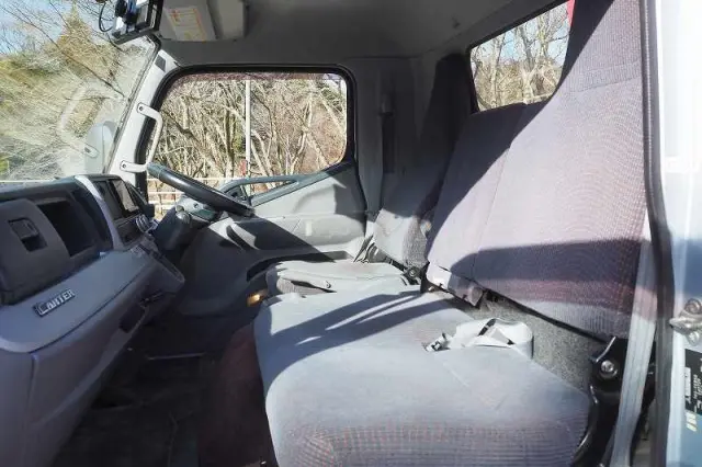 三菱 キャンター TKG-FEB50(2WD)の写真44