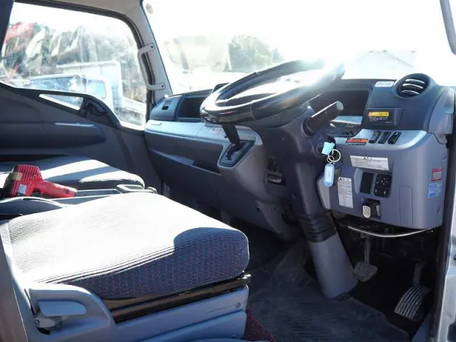 三菱 キャンター TKG-FEB50(2WD)の写真45