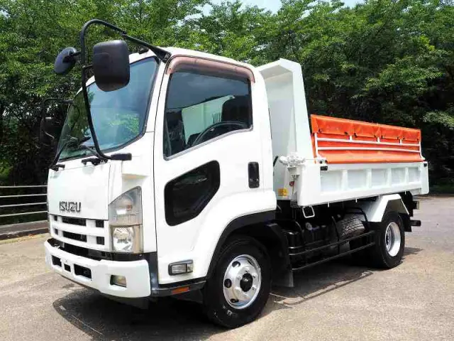 いすゞ フォワード TKG-FRR90S1(2WD)の写真1
