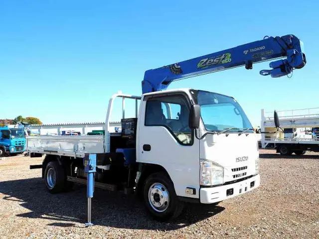 いすゞ エルフ TPG-NKR85AR(2WD)の写真7