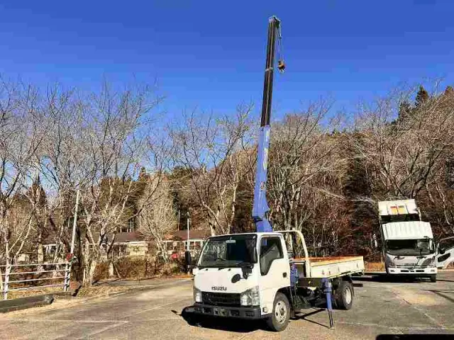 いすゞ エルフ TPG-NKR85AR(2WD)の写真13