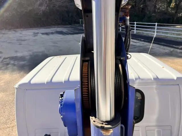 いすゞ エルフ TPG-NKR85AR(2WD)の写真15