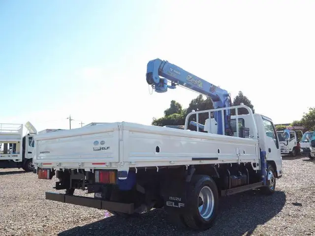 いすゞ エルフ TPG-NKR85AR(2WD)の写真27