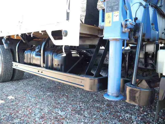 いすゞ エルフ TPG-NKR85AR(2WD)の写真33