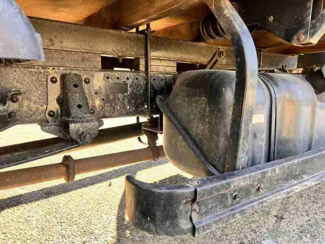 いすゞ エルフ TPG-NKR85AR(2WD)の写真36