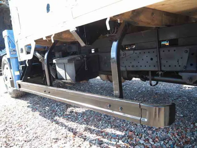 いすゞ エルフ TPG-NKR85AR(2WD)の写真37