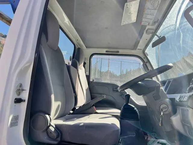 いすゞ エルフ TPG-NKR85AR(2WD)の写真45