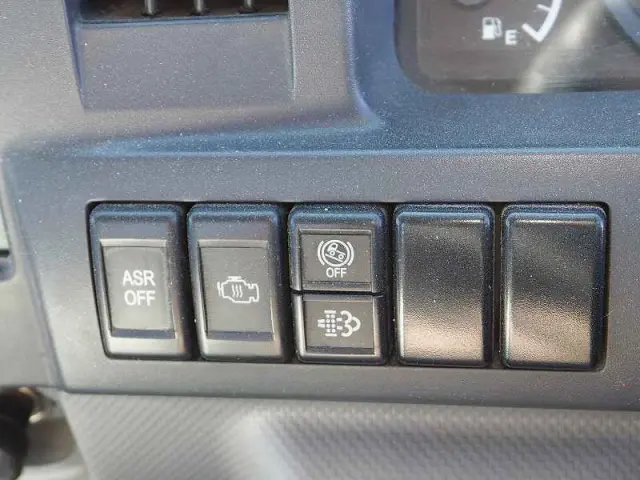 いすゞ エルフ TPG-NKR85AR(2WD)の写真47