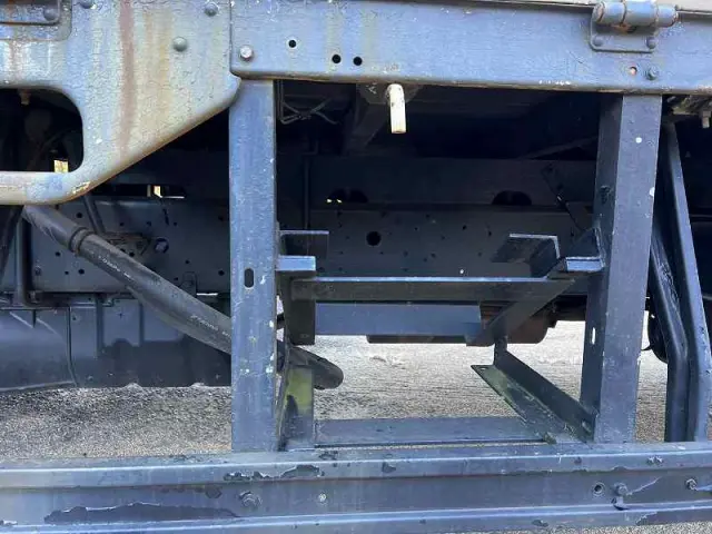 いすゞ フォワード KK-FRR35J4S(2WD)の写真31