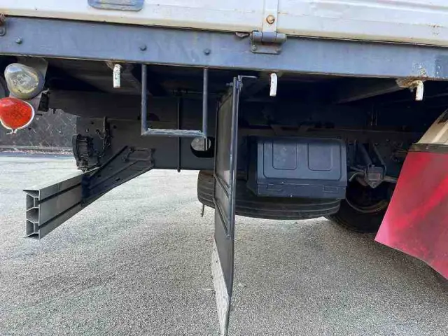 いすゞ フォワード KK-FRR35J4S(2WD)の写真36