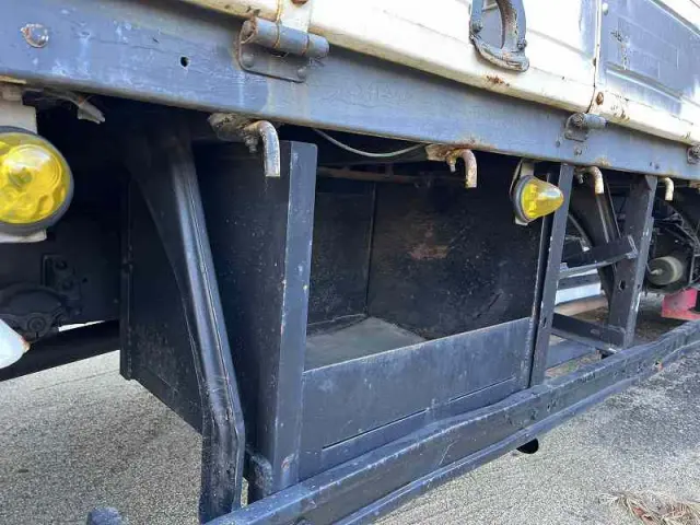 いすゞ フォワード KK-FRR35J4S(2WD)の写真38