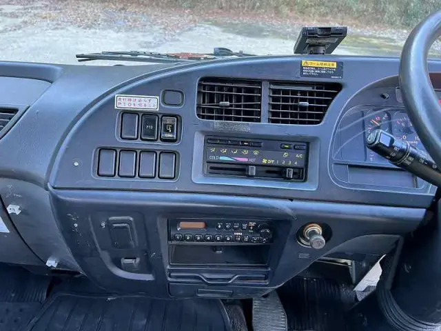 いすゞ フォワード KK-FRR35J4S(2WD)の写真48