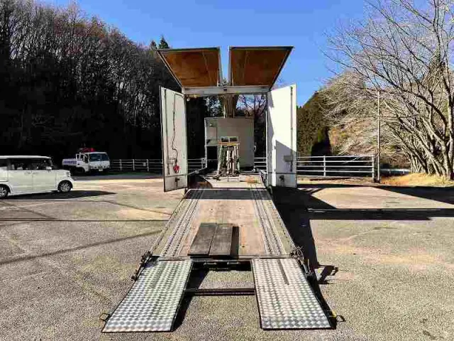 日野 レンジャー BDG-GD8JLWG(2WD)の写真4