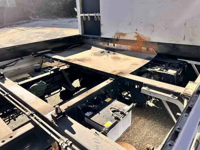 日野 レンジャー BDG-GD8JLWG(2WD)の写真20