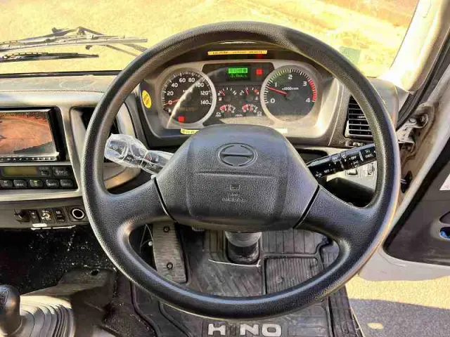 日野 レンジャー BDG-GD8JLWG(2WD)の写真48