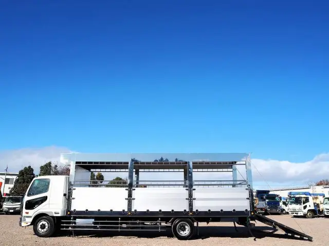 三菱 ファイター 2KG-FK62FZ(2WD)の写真2