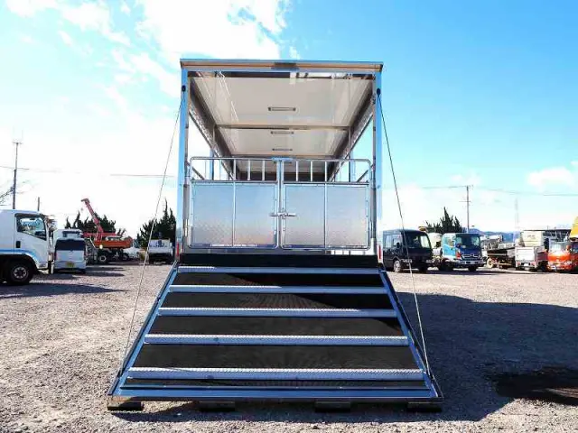 三菱 ファイター 2KG-FK62FZ(2WD)の写真4