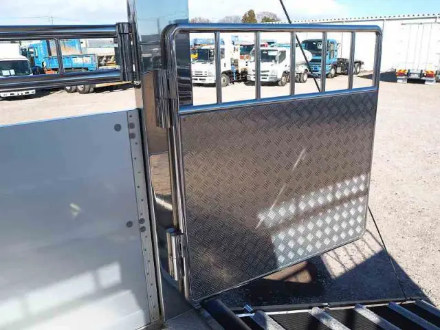 三菱 ファイター 2KG-FK62FZ(2WD)の写真27