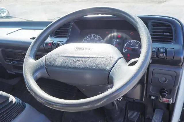 マツダ タイタン PB-LPR81AR(2WD)の写真48