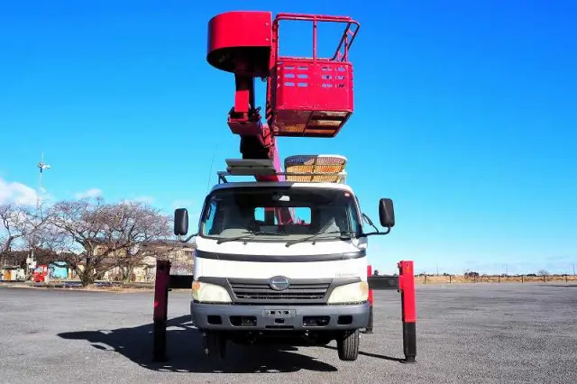 日野 デュトロ BDG-XZU404M(2WD)の写真8