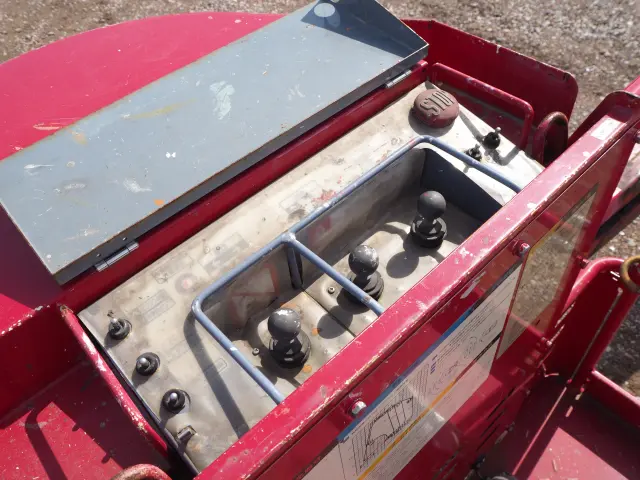 日野 デュトロ BDG-XZU404M(2WD)の写真16