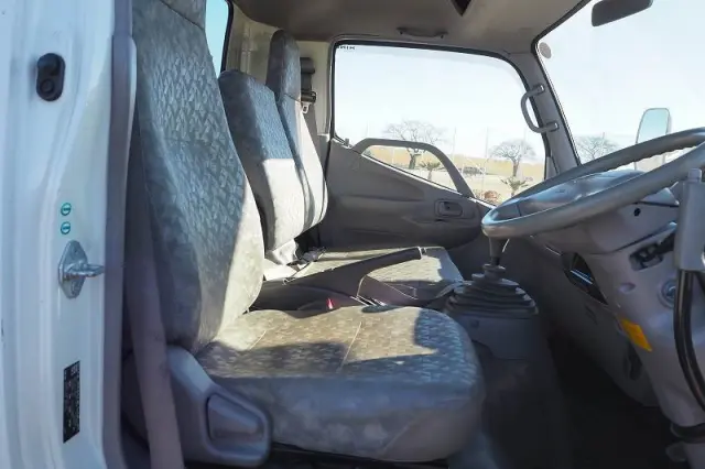 日野 デュトロ BDG-XZU404M(2WD)の写真47