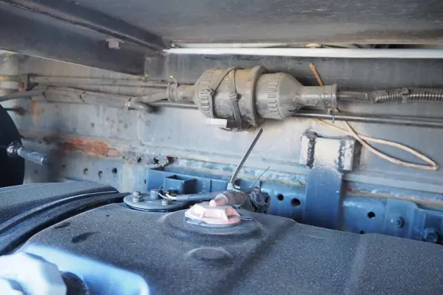 いすゞ エルフ PB-NKR81AN(2WD)の写真27