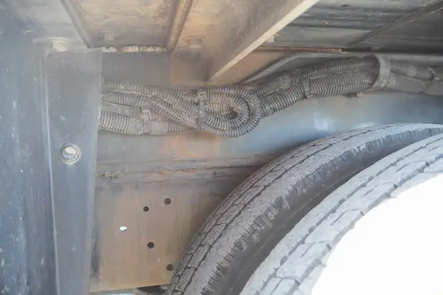 いすゞ エルフ PB-NKR81AN(2WD)の写真37