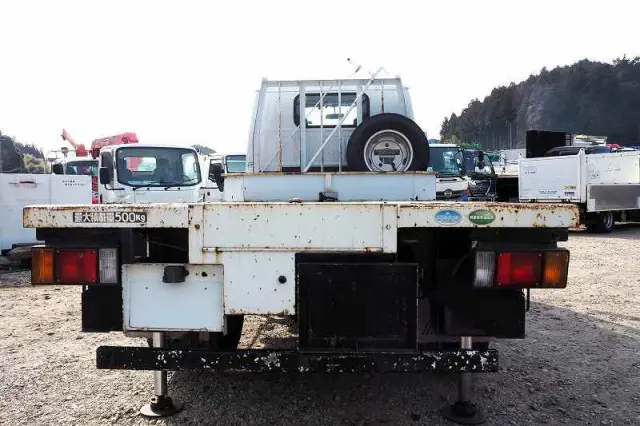 いすゞ エルフ TKG-NKR85N(2WD)の写真4