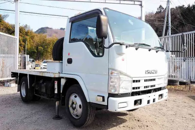 いすゞ エルフ TKG-NKR85N(2WD)の写真7