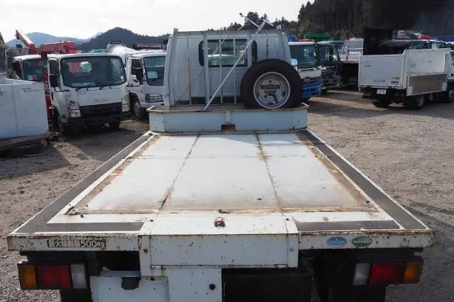 いすゞ エルフ TKG-NKR85N(2WD)の写真14