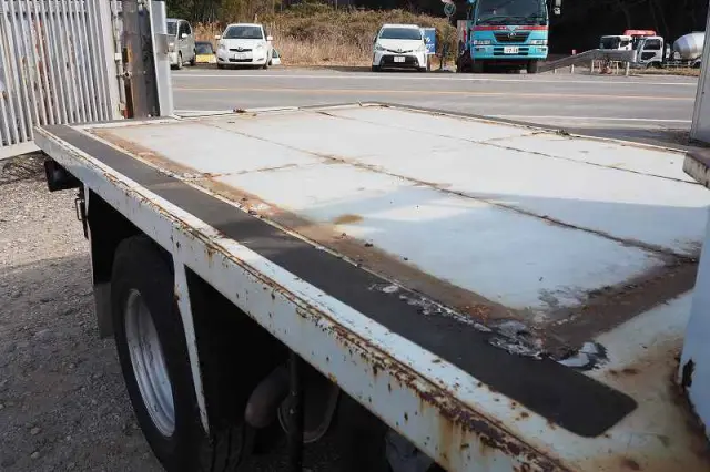 いすゞ エルフ TKG-NKR85N(2WD)の写真15