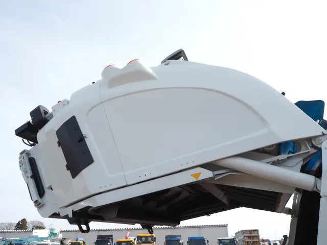 いすゞ エルフ TKG-NKR85N(2WD)の写真18