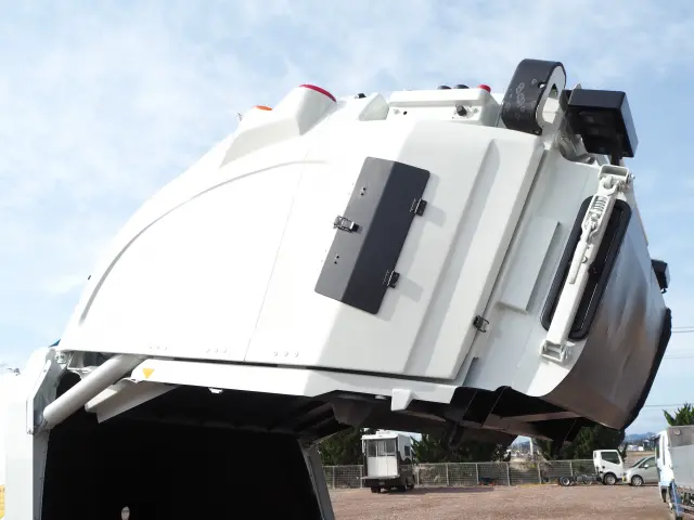 いすゞ エルフ TKG-NKR85N(2WD)の写真19