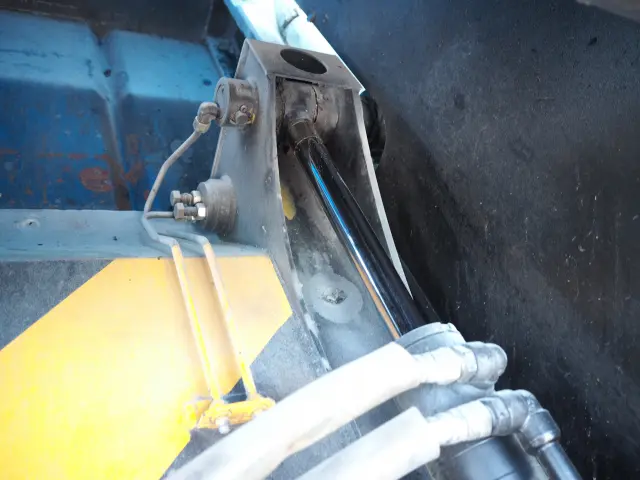 いすゞ エルフ TKG-NKR85N(2WD)の写真29